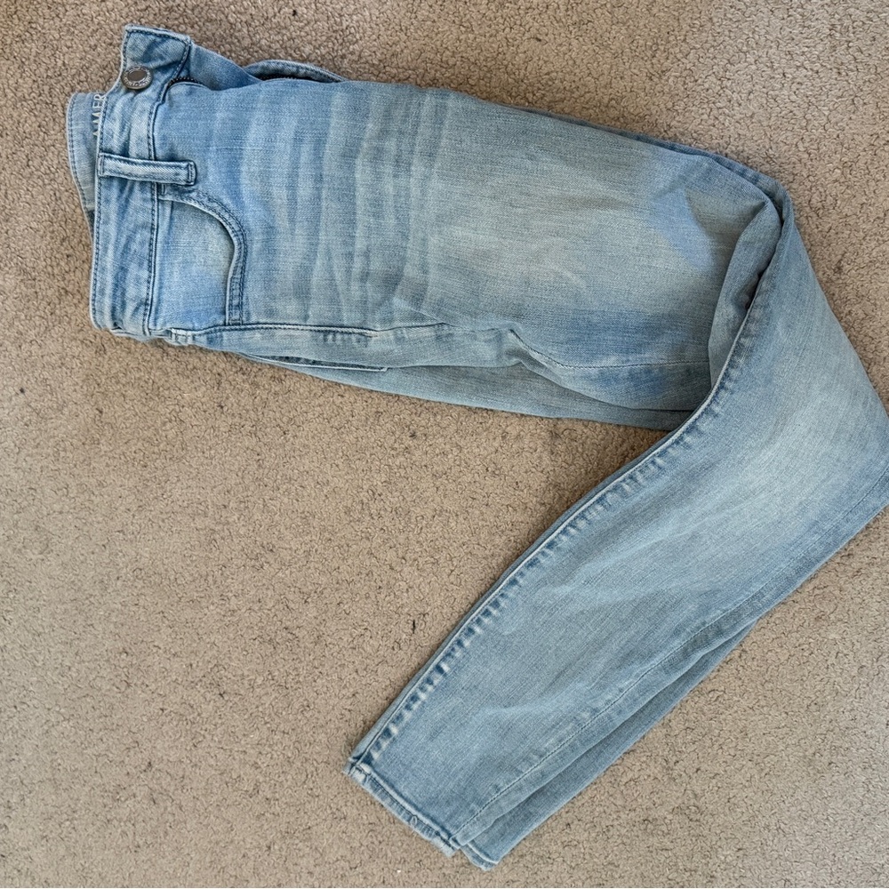 American Eagle Light Blue Jeans